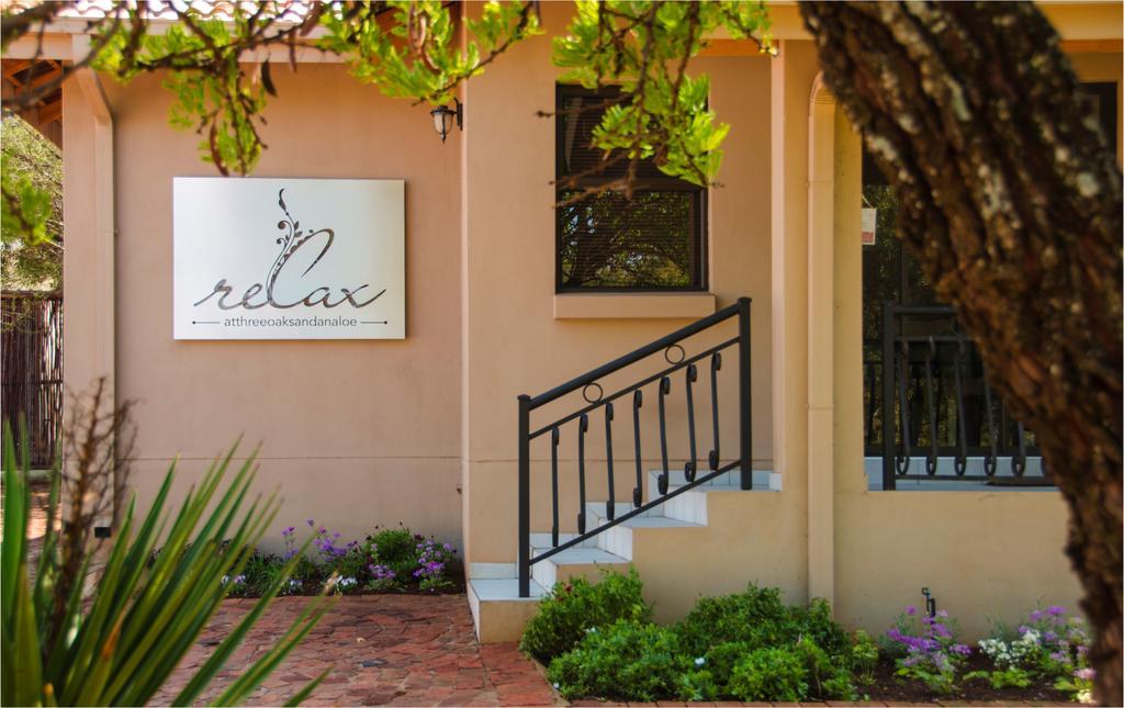 Three Oaks And An Aloe Boutique Hotel Hartbeespoort Esterno foto