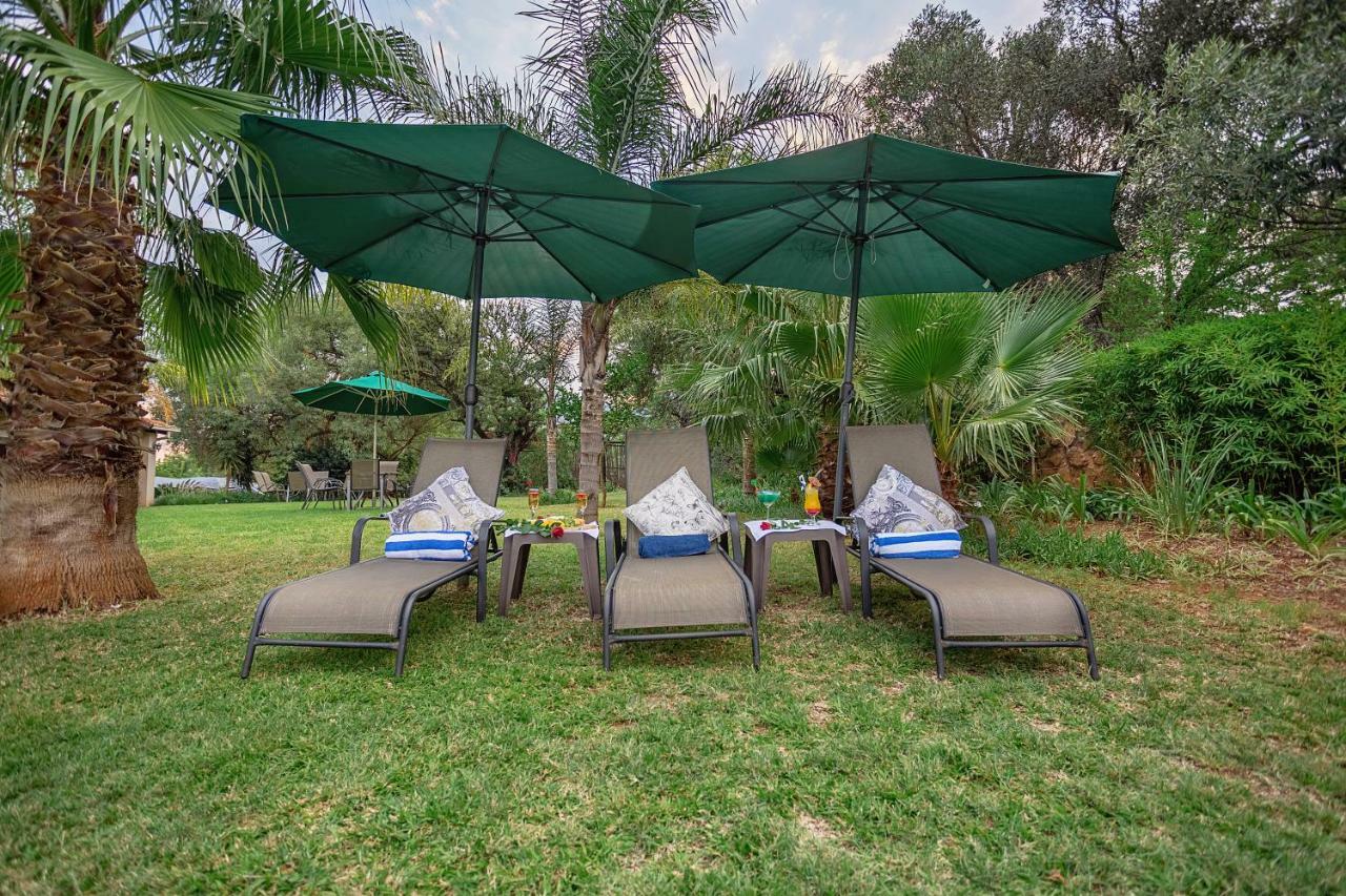 Three Oaks And An Aloe Boutique Hotel Hartbeespoort Esterno foto
